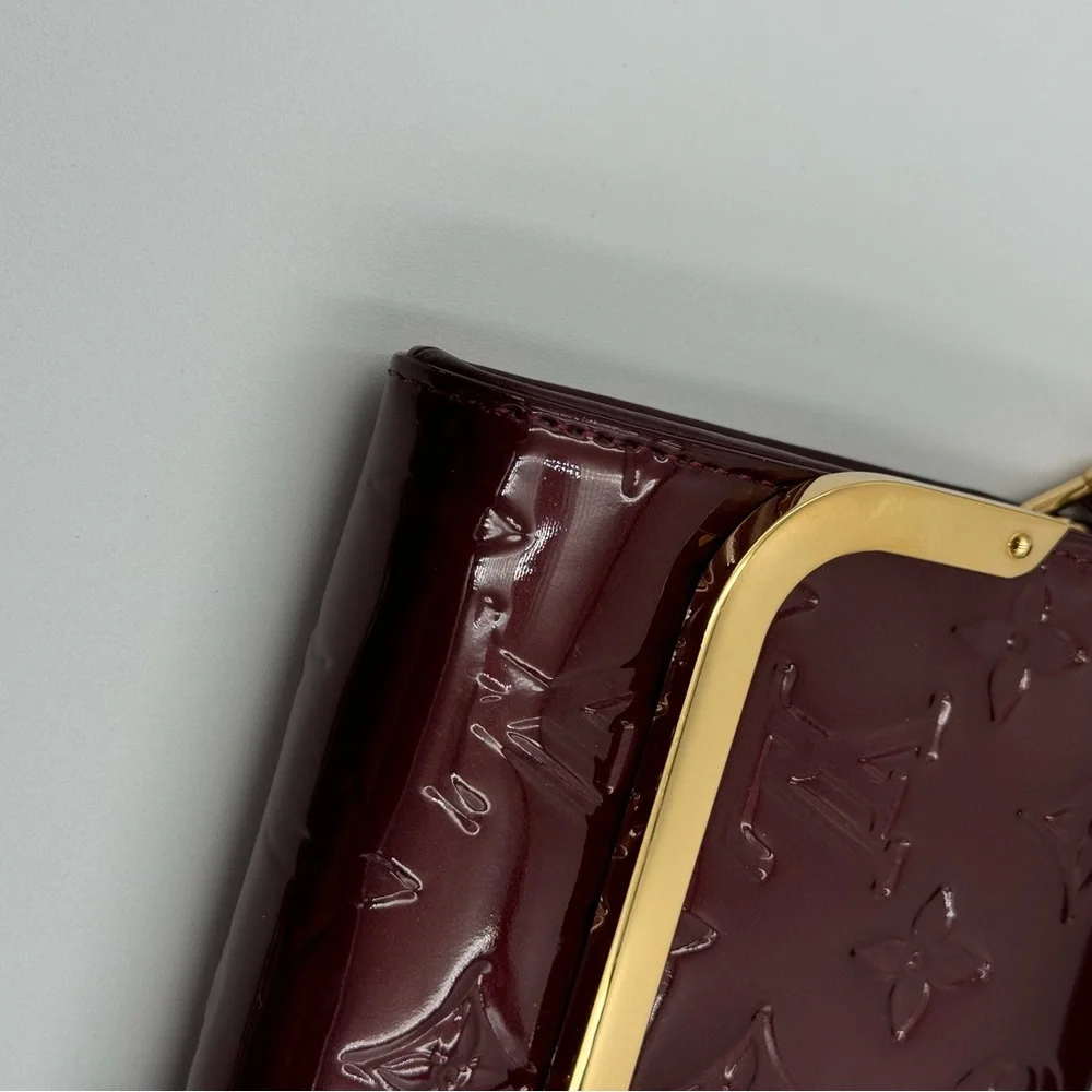 (SOLD) Louis Vuitton Vernis Patent Leather Amarante Shoulder Bag - Picture 6 of 11